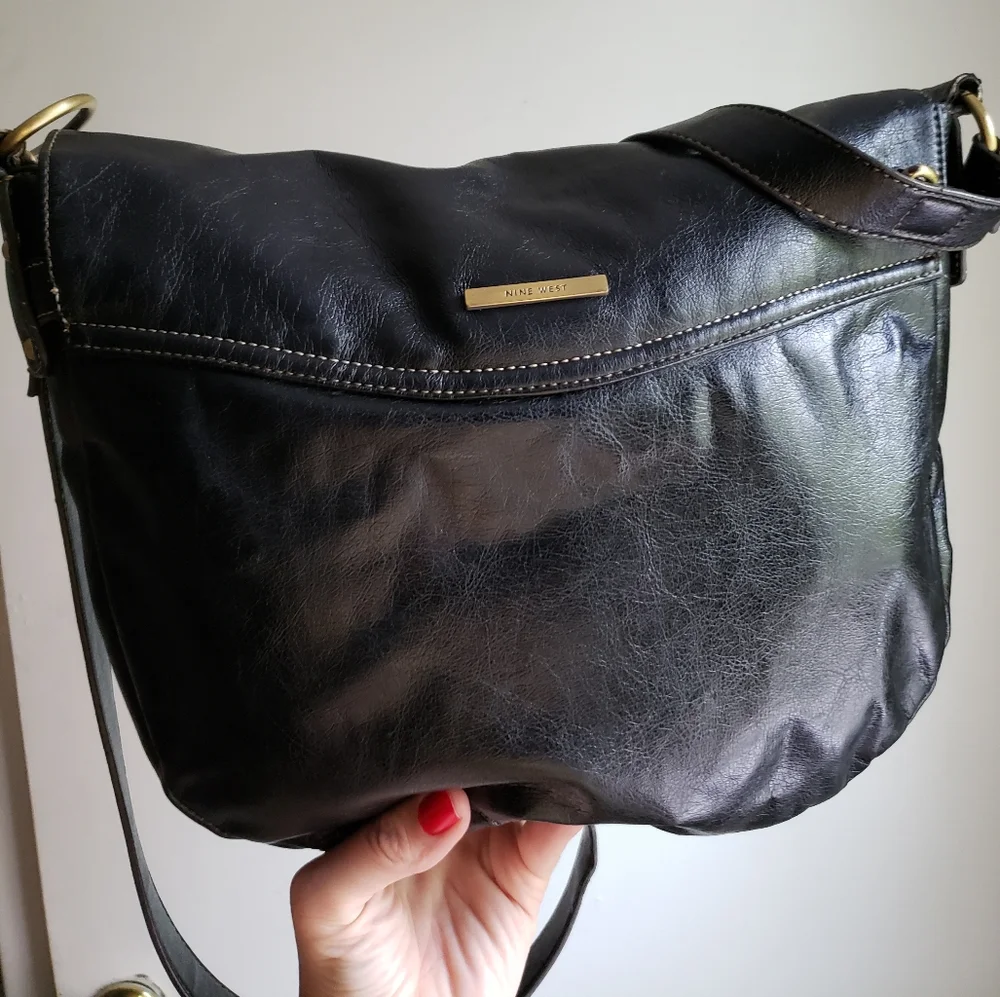 NWOT nine west leather extra large duffle purse - Picture 5 of 16